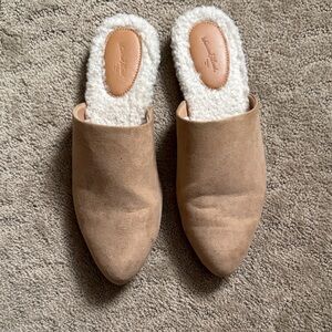 Universal Thread Tan Suede Mules